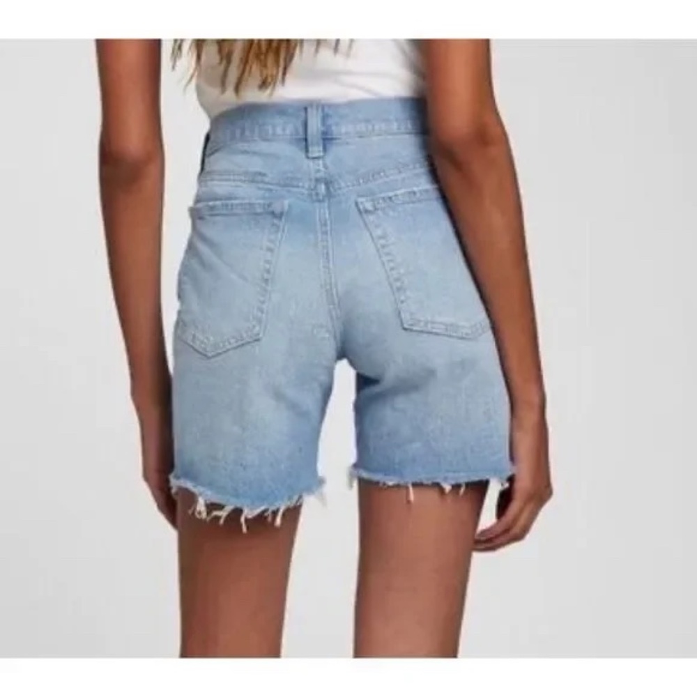 Gap Cheeky Midi Short High Rise Denim Jean Distressed 25 0 - Picture 2 of 5